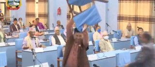 प्रदेश सभा बैठकमा कांग्रेसको अभद्र व्यबहार