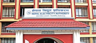 शनिबार उपत्यकामा ७ घण्टा र अरू जिल्लामा १० घण्टा बिजुली काटिदै, कहाँ कहाँ काटिन्छ लाइन?
