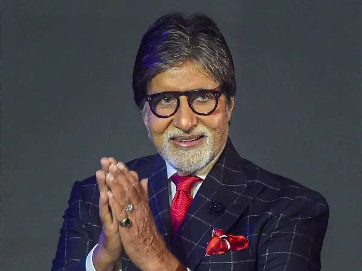 bachchan-even-wrote-a-paragraph-in-hindi-calling-the-troll-a-blot-on-society-.jpg