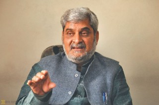 गाईको मासु खानेहरूले हिन्दूराष्ट्रको वकालत गर्दैछन् : मन्त्री त्रिपाठी