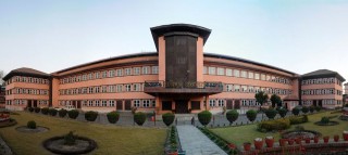 अध्यादेशविरुद्धको मुद्दामा संवैधानिक इजलासमा सुनुवाइ हुँदै