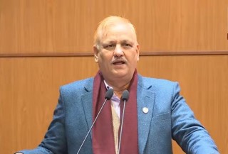 सरकार ढाल्ने र देशमा अस्थिरता निम्त्याउने पक्षमा प्रचण्ड : लेखराज भट्ट