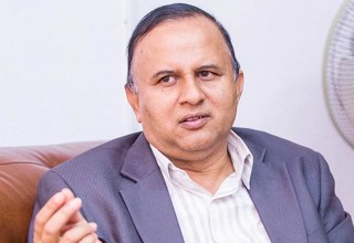 मुख्यमन्त्री पाेखरेलकाे अर्काे अभिनय