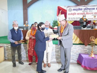 कास्कीका १२५ विद्यार्थीलाई ४० लाख बराबरको छात्रवृत्ति वितरण
