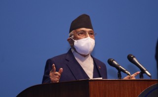 प्रचण्ड–देउवा र उपेन्द्रलाई प्रधानमन्त्री ओलीको कठोर जवाफ