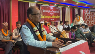 म प्रधानमन्त्रीको रेसमा छैन : माओवादी अध्यक्ष प्रचण्ड