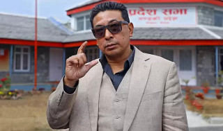 दिपक मनाङे प्रदेशसभामा निर्विरोध