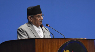 एमालेलाई प्रधानमन्त्रीको प्रतिप्रश्न– अध्यादेशमा ७ वर्ष किन नराखेको त ?