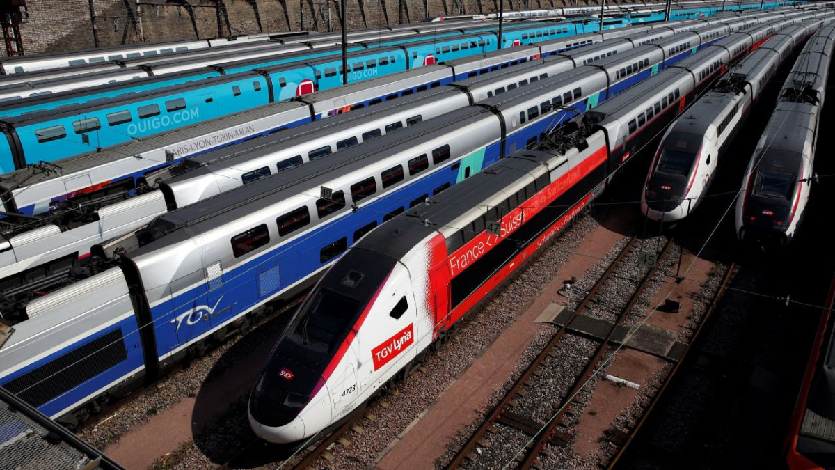 France-TGV-trains-afp-51687751823.jpg