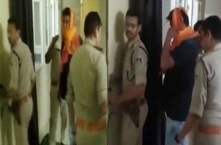 आदिवासी युवकमाथि पिसाब गर्ने प्रवेश शुक्ला पक्राउ, पीडितलाई भिडियो नै 'फेक' भन्न दबाब दिइँदै