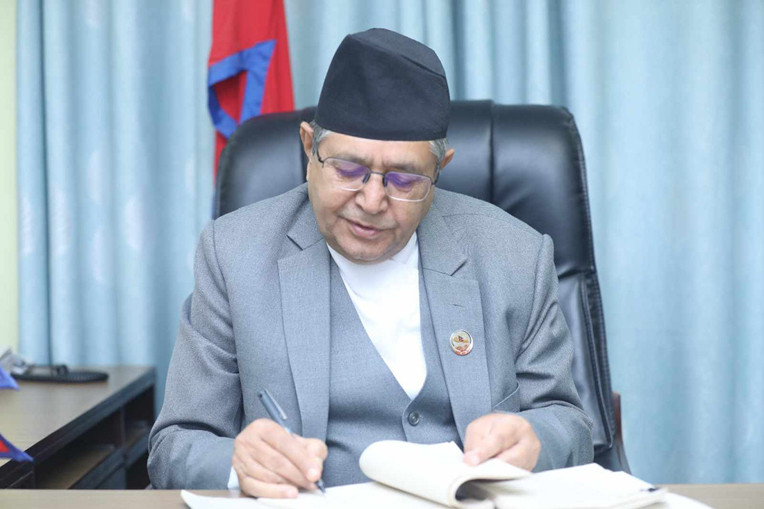 ५ दलका सचेतकसँग सभामुखले छलफल गर्दै