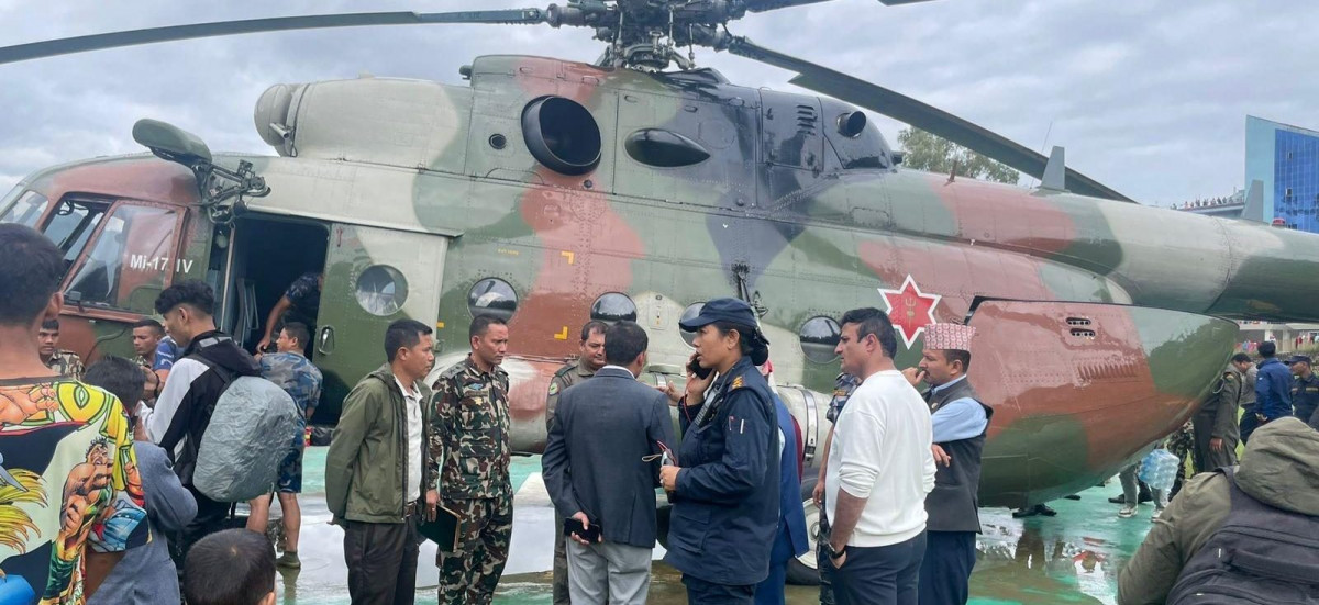 रोशीमा फसेकाको उद्धारार्थ हेलिकोप्टर परिचालन