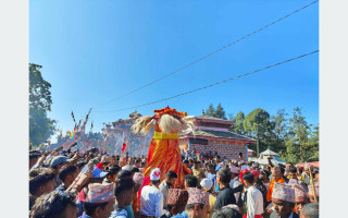 देउवा दम्पती उग्रतारा मेलामा