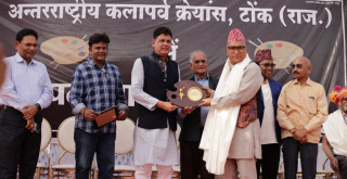अन्तर्राष्ट्रिय कलारत्नबाट चित्रकार अजय देशार सम्मानित
