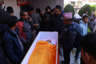 पदमको पार्थिव शरीर श्रद्धाञ्जलीका लागि पेरिसडाँडामा