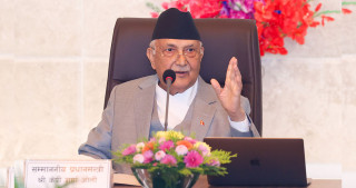 प्रचण्डलाई ओलीको कटाक्ष- खेतमा पानी लगाउने र बाख्रो किन्ने कुरा कसरी जोडियो ?