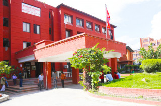 सरकारले तोकेको न्यूनतम पारिश्रमिक निजी अस्पतालमा पनि लागू गर्न स्वास्थ्यमन्त्रालयको निर्देशन