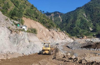 बाढीपहिराले क्षतिग्रस्त बिपी राजमार्ग पुनर्निर्माणमा साढे नौ अर्ब खर्च हुने