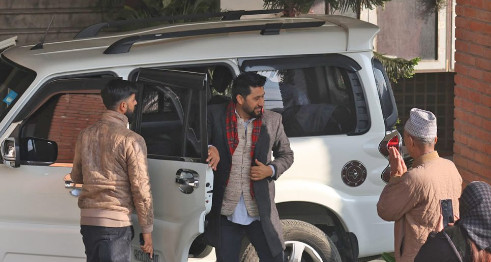 पूर्वगृहमन्त्री रवि लामिछाने कारागार चलान