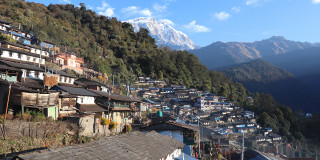 सिक्लेसमा ठेलो हान्ने मेला