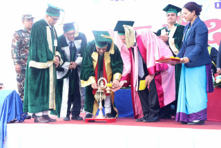 प्रधानमन्त्री  ओली–दीक्षान्त समारोहको उद्घाटन