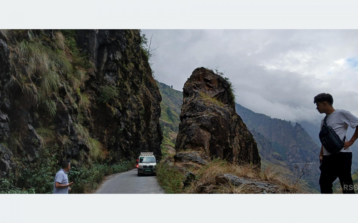 सहज बन्दै मनाङको यात्रा