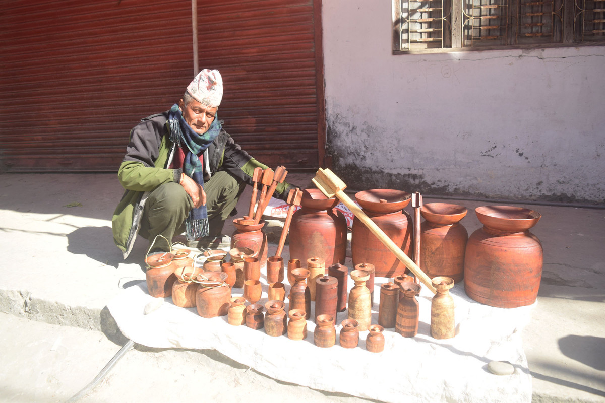 ठेकी व्यापारी