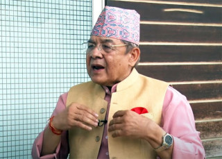 माओवादी र एकीकृत समाजवादीलाई वामदेवको प्रश्न- मिलेर चुनाव लड्ने, सरकारलाई दलाल भन्ने ?