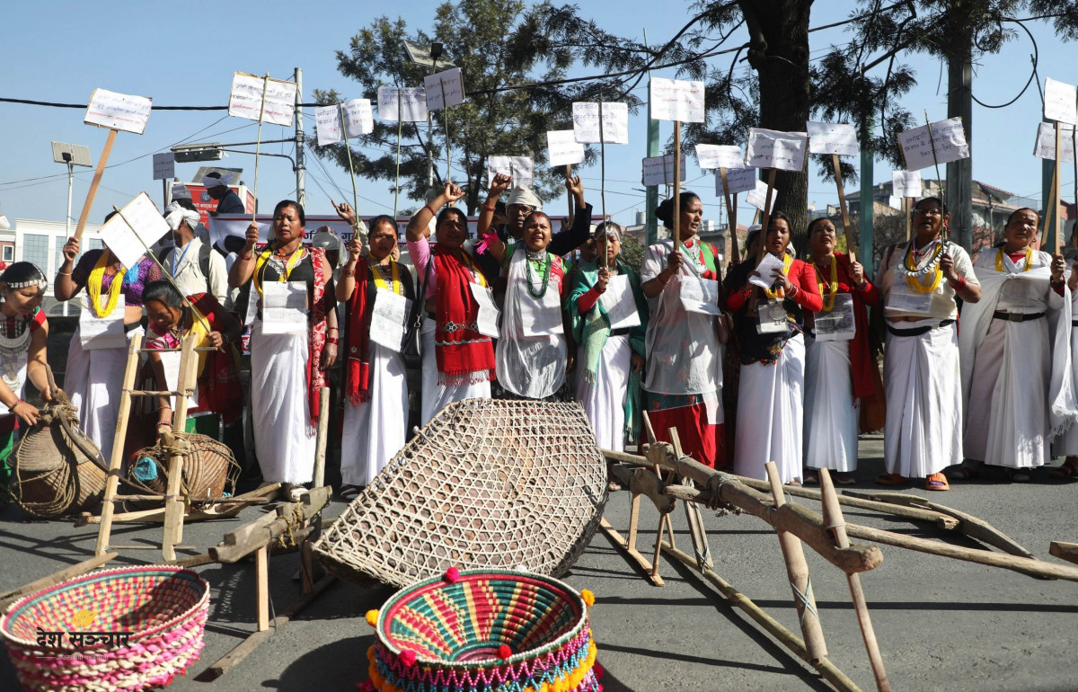 स्वर्गद्वारी गुठीपीडित संघर्ष समितिद्वारा माइतीघरमा धर्ना