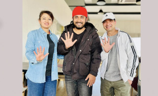 ‘ए मेरो हजुर ५’ बाट फिल्ममा डेब्यु गर्दै खेम सेन्चुरी