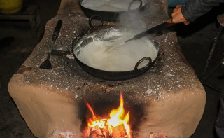 खुवा बिक्री गरेर मासिक एकलाख आम्दानी