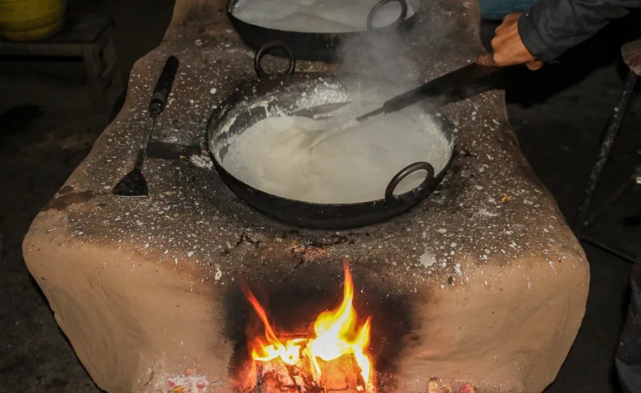 खुवा बिक्री गरेर मासिक एकलाख आम्दानी