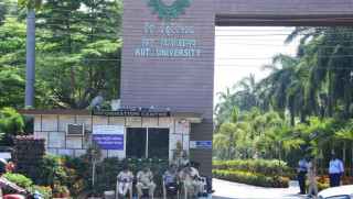 केआईआईटीबाट एक सय ५९ विद्यार्थी फर्किए