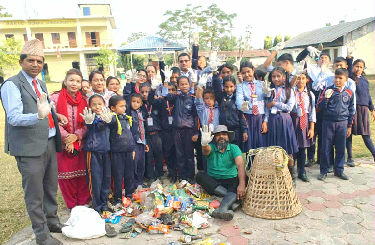 स्रोतमै फोहार व्यवस्थापन गर्न विद्यार्थीलाई उत्प्रेरणा जगाउँदै राप्ती अभियान