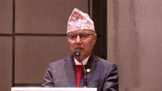 पदबाट बाहिरिने तयारीसँगै अर्थमन्त्री रामेश्वर खनालले बुझाए रातो पासपोर्ट