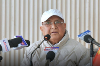 सांसदहरूलाई ओलीको निर्देशन– पार्टीका विचार बोल्नुपर्छ, आफूखुसी डम्फु बजाउन पाइँदैन