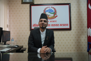 इन्जिनियर हुदैँ भौतिक पूर्वाधारमन्त्री सम्म नवनियुक्त सुनील लम्साल