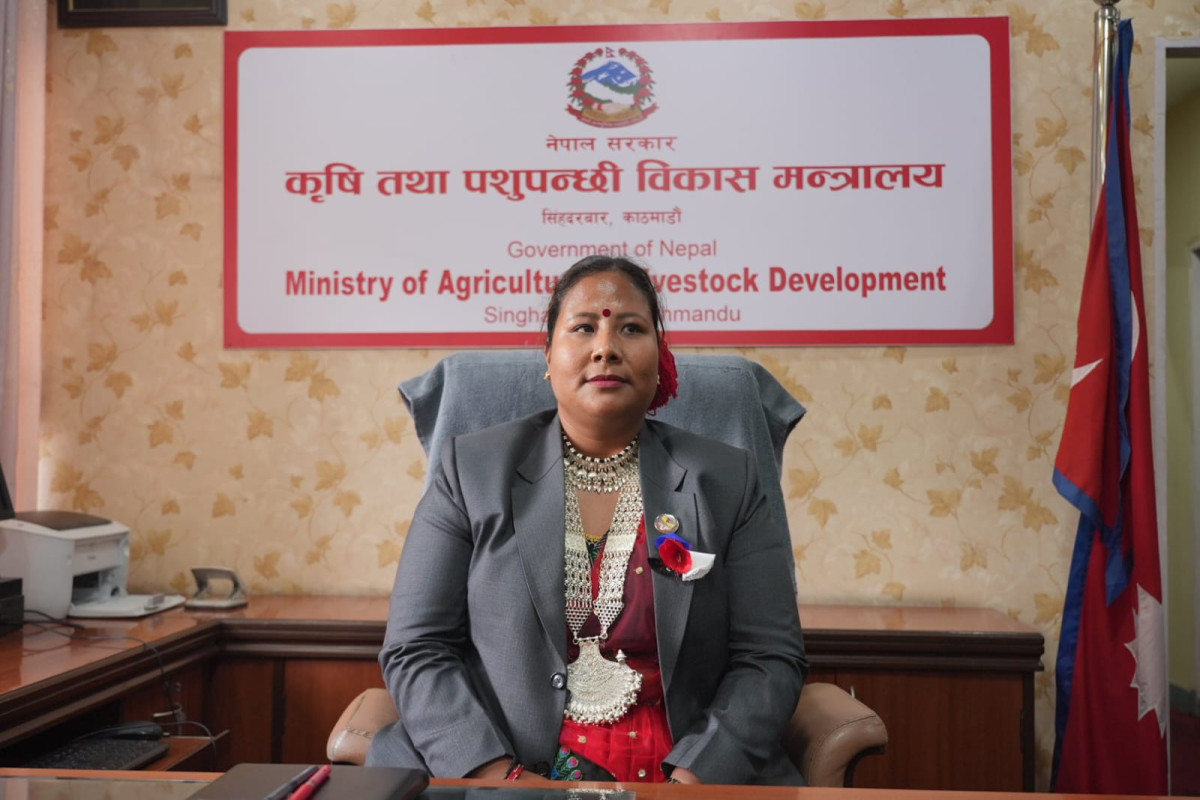 कृषि मन्त्री गिता चौधरीले गरिन् पदबहाली