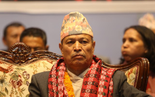 सुदूरपश्चिमको इन्चार्जमा आफूलाई हटाएर युवापुस्तालाई तोक्न भीम रावलको सुझाव