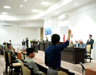 संसद् बैठकबाट निष्कासन गर्न हर्कराज राईको माग