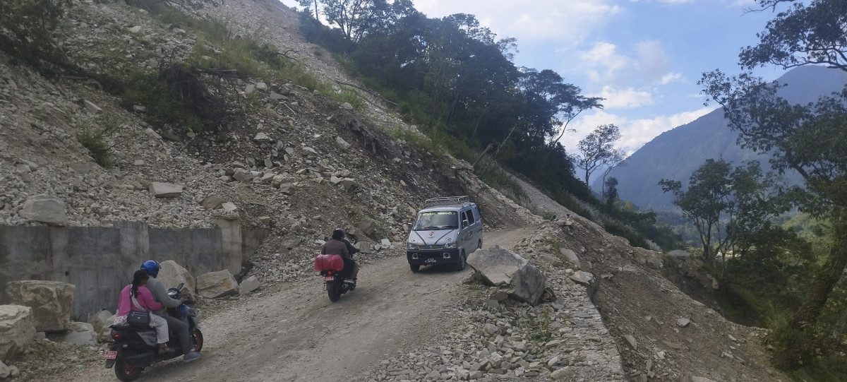 माथि पहिरोको डर, तल मस्र्याङ्दीको त्रास